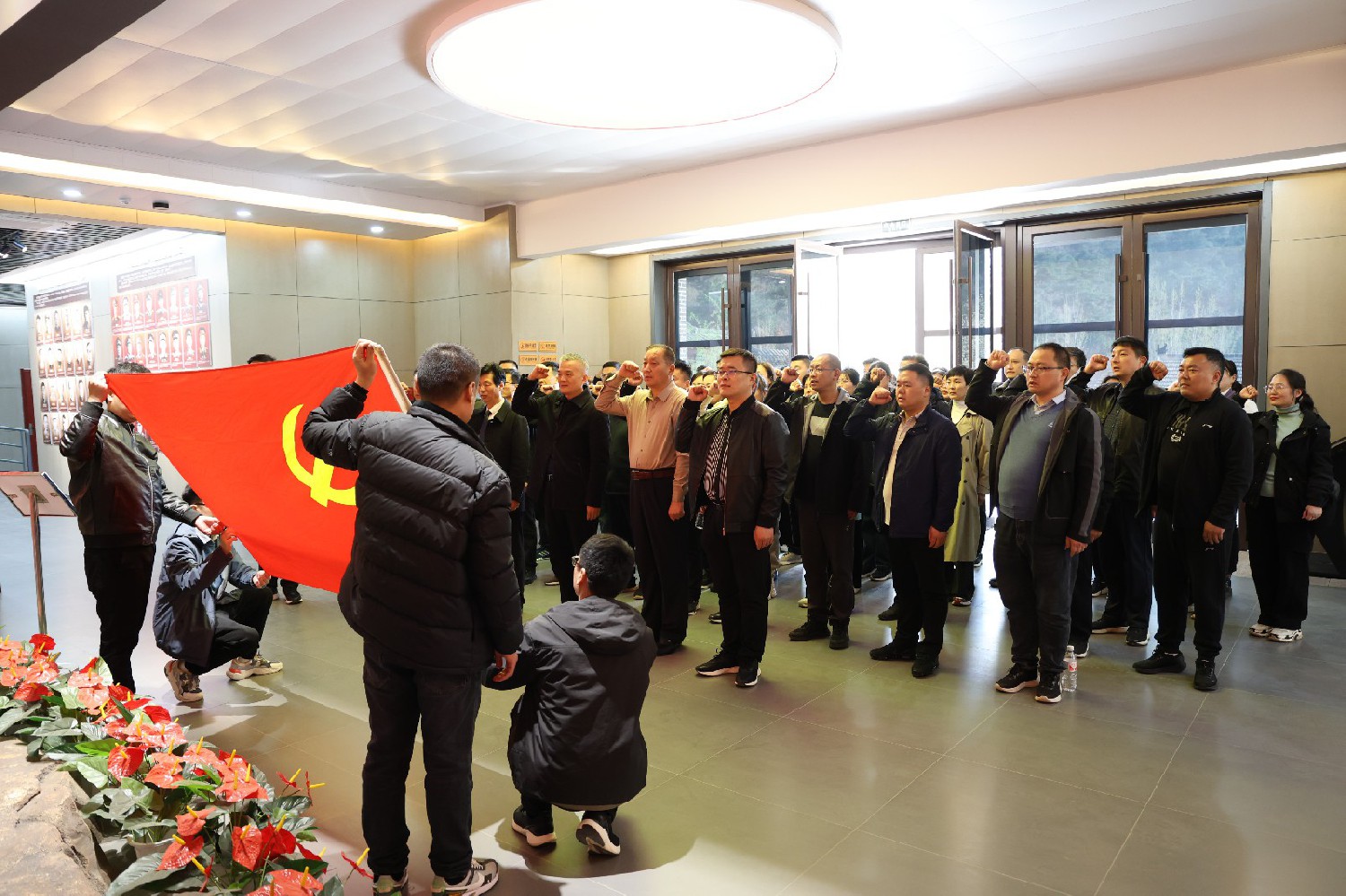 集團(tuán)赴徂徠山：重溫革命歷史，共筑愛國情懷
