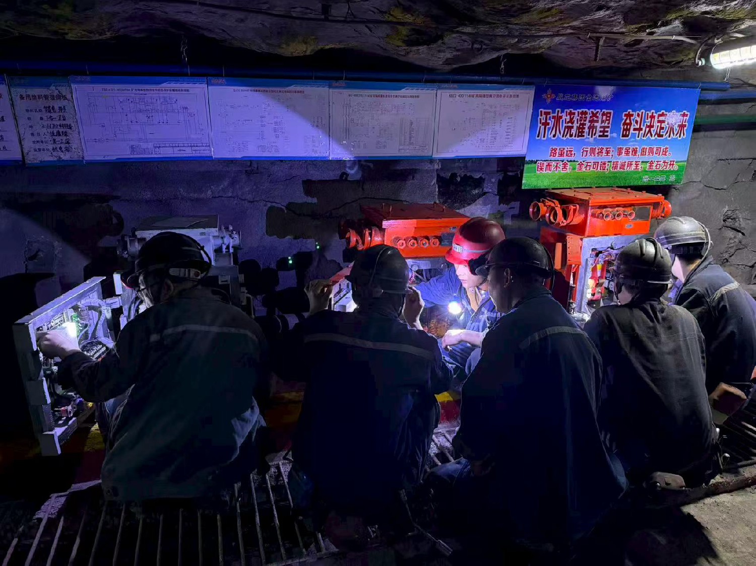 金達煤礦搭建機電維修實訓課堂，讓技能培訓更“接地氣”